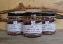 Charger l'image dans la galerie, Pétales en Folie